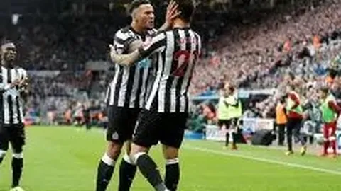 跨越双赛季挑战安菲尔德，阿隆索荣登欧战客场英雄独步历史！